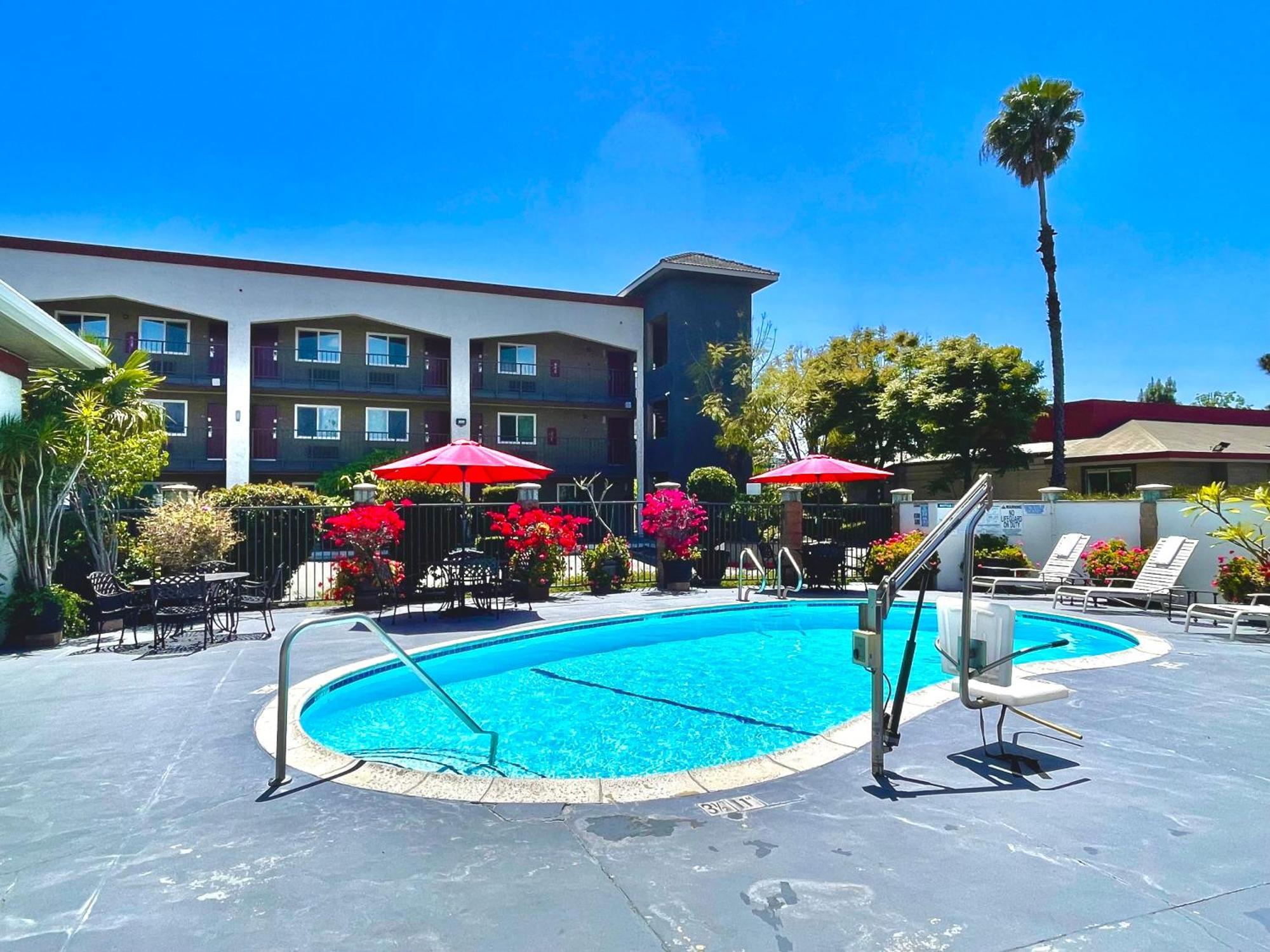 Quality Inn Ontario Airport Convention Center Zewnętrze zdjęcie