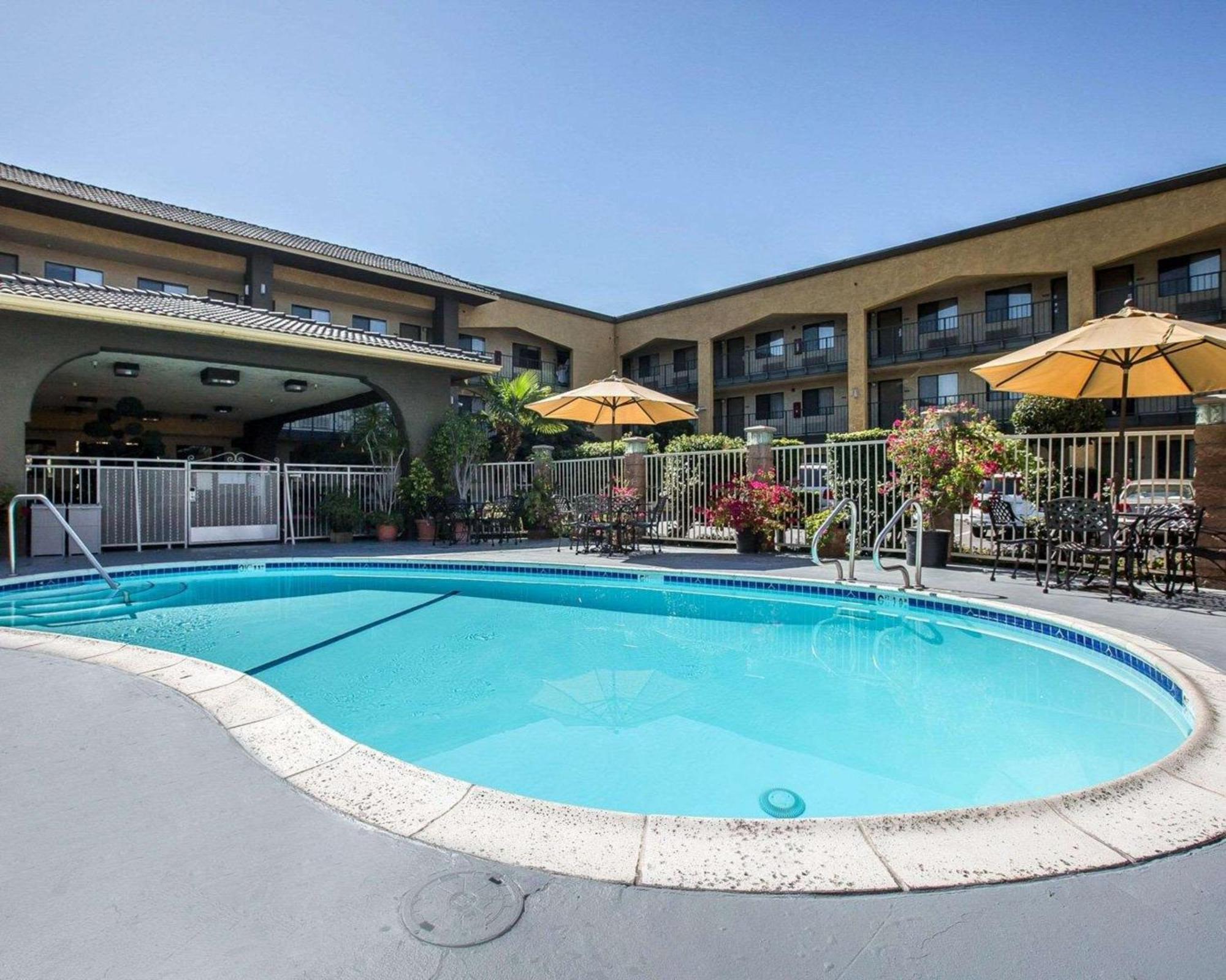Quality Inn Ontario Airport Convention Center Zewnętrze zdjęcie