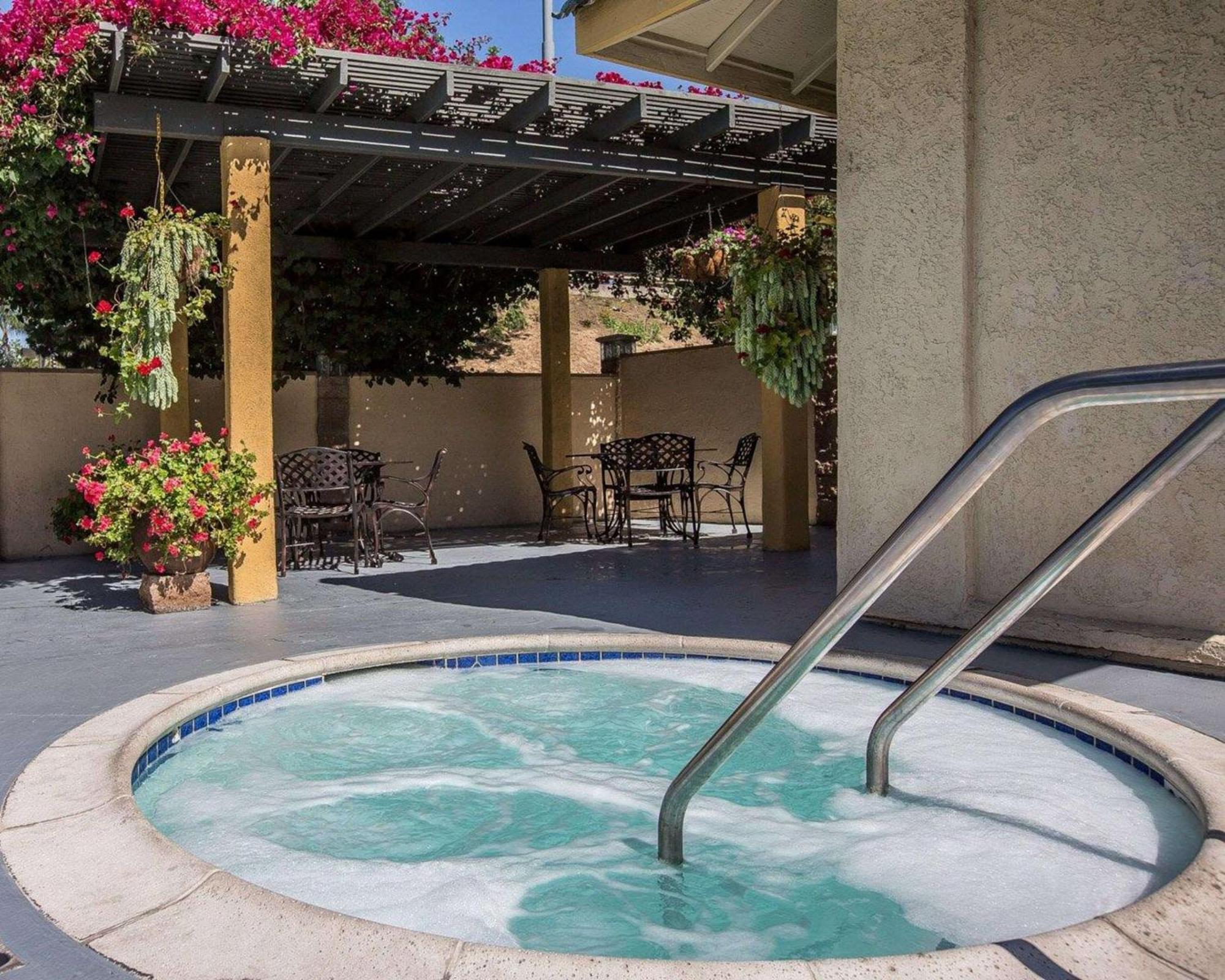 Quality Inn Ontario Airport Convention Center Zewnętrze zdjęcie