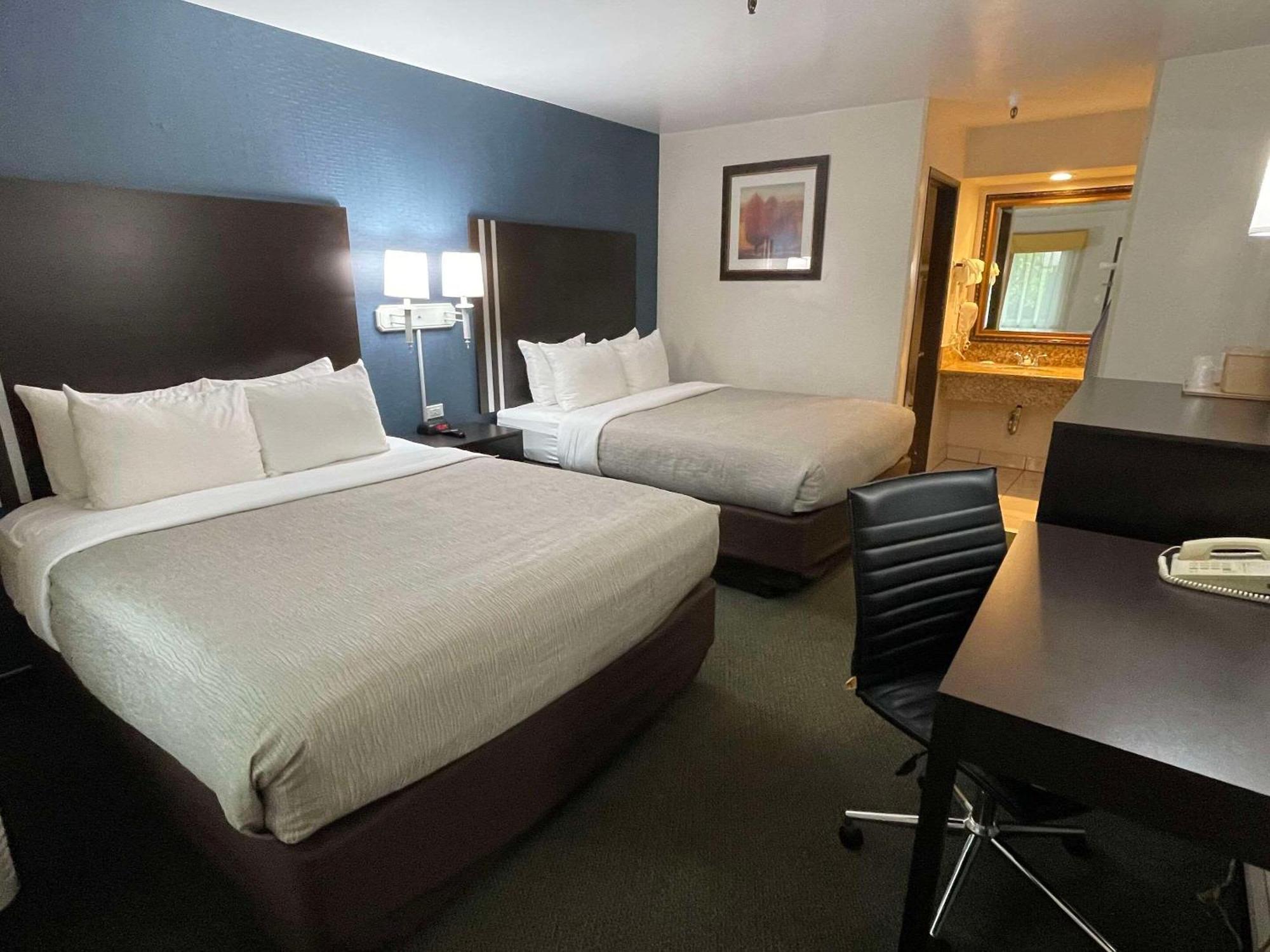 Quality Inn Ontario Airport Convention Center Zewnętrze zdjęcie