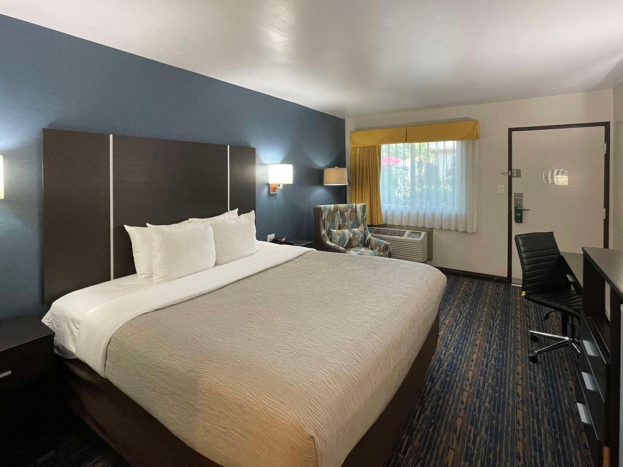 Quality Inn Ontario Airport Convention Center Zewnętrze zdjęcie
